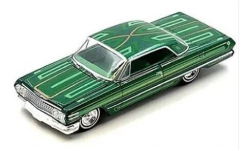 Modellautos Chevrolet Impala 1/64 Greenlight Lowrider metallise grün/Dekor 1963 1:64 Chevrolet Impala 1/64 Greenlight Lowrider metallise grün/Dekor 1963 1:64 modellautos