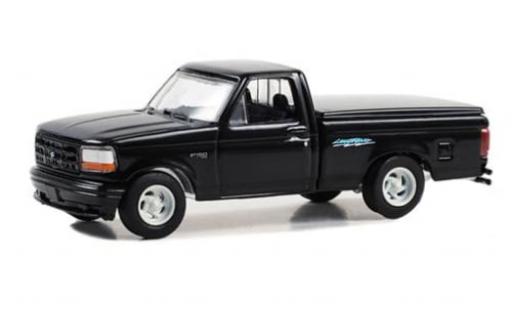 Modellautos Ford F-1 1/64 Greenlight 50 SVT Lightning schwarz 1994 1:64 Ford F-1 1/64 Greenlight 50 SVT Lightning schwarz 1994 1:64 modellautos