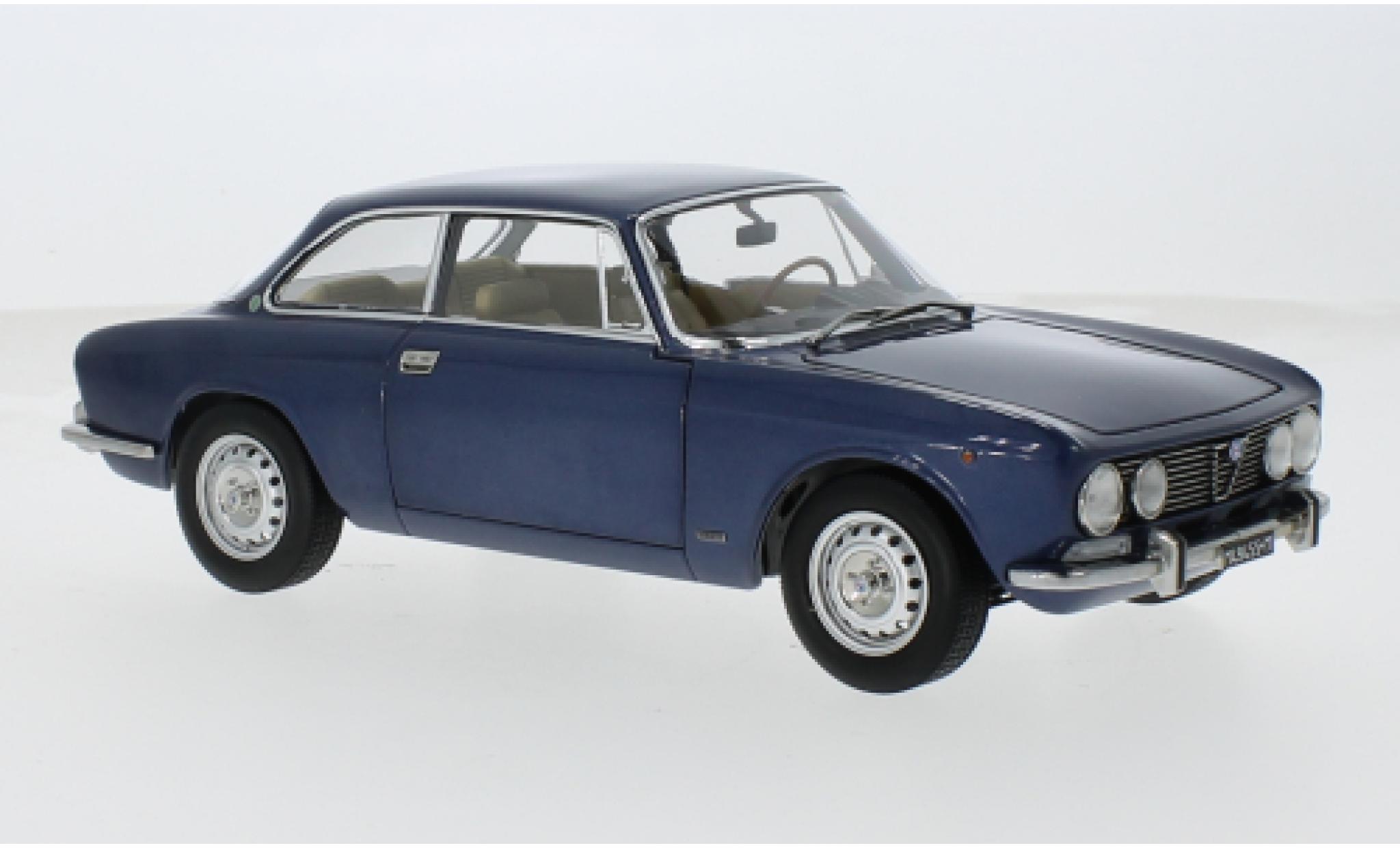 Alfa Romeo 2000 1/18 Norev GTV blau 1973 1:18 modellautos