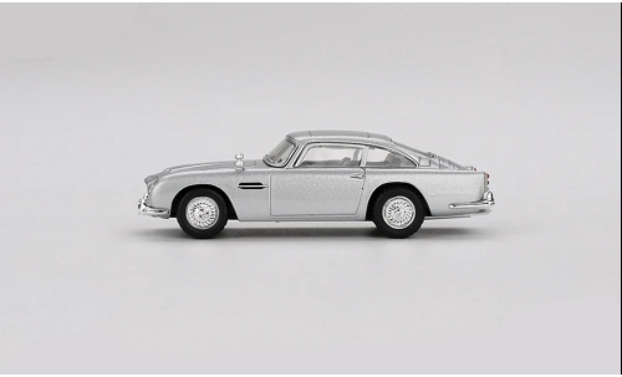 Bmw Z8 1/64 Mini GT silber/schwarz 1999 1:64 modellautos