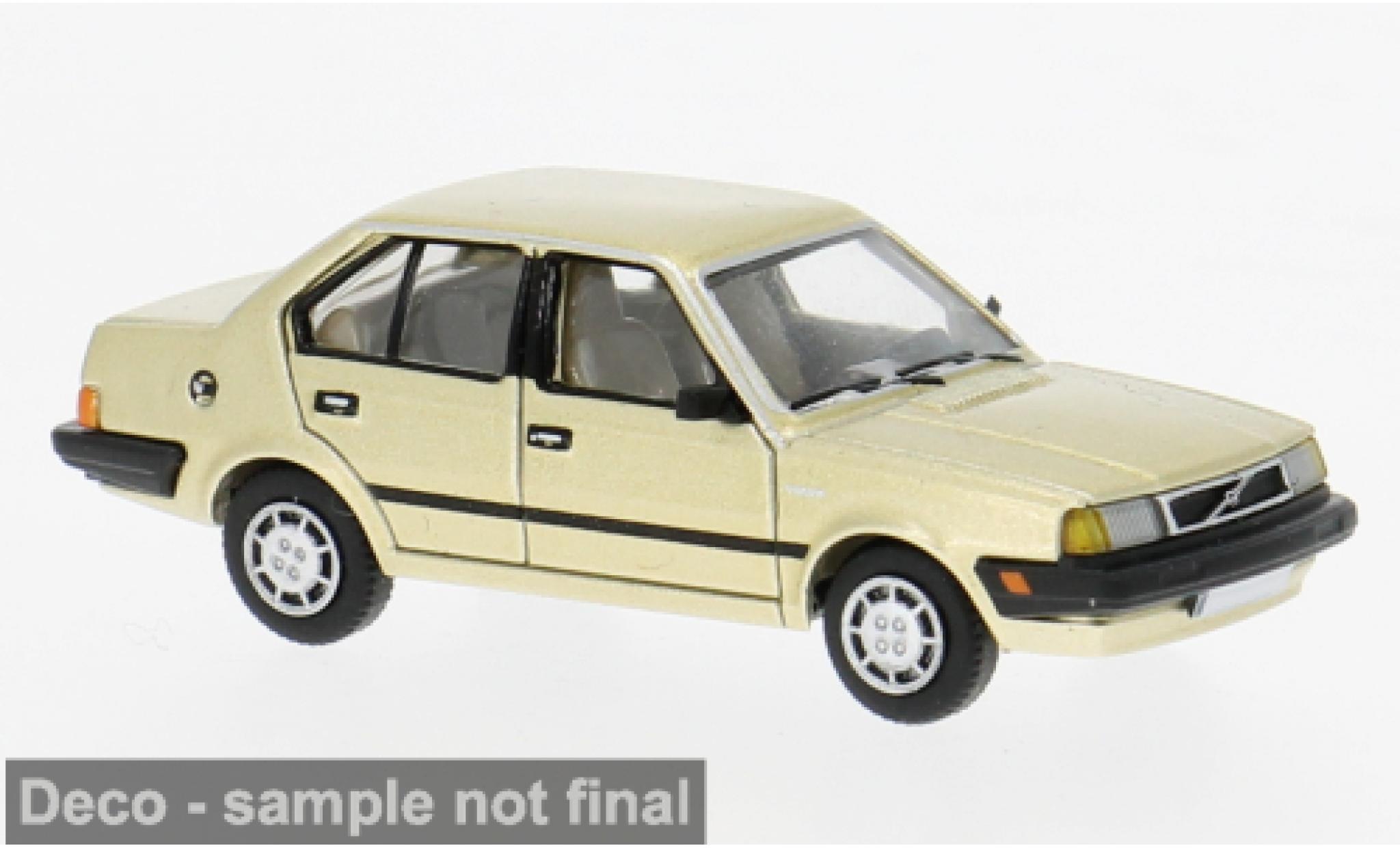 Volvo 360 1/87 PCX87 beige 1985 1:87 modellautos