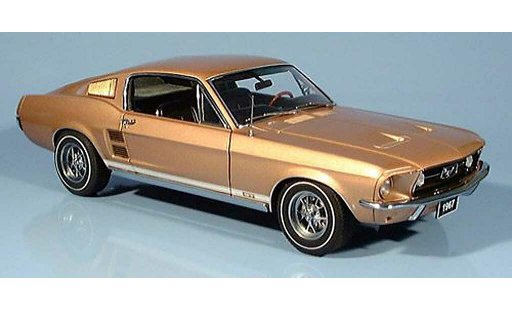 Ford Mustang GT 1/18 Autoart gt390 or modellautos