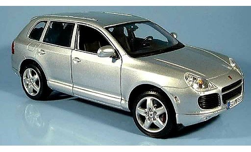 Porsche Cayenne Turbo 1/18 Maisto grau 2003 modellautos
