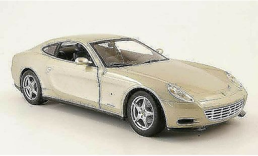 Ferrari 612 Scaglietti 1/18 Hot Wheels champagne modellautos