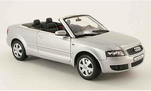 Audi A4 cabriolet 1/18 Welly grau 2002 modellautos