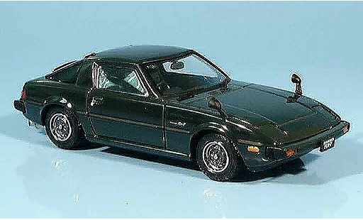 Mazda RX7 1982 1/43 Ebbro Savana GT gr&Atilde;&frac14;n modellautos