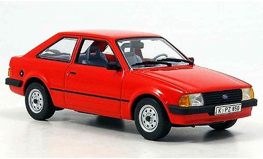 Ford Escort MK3 1/43 Minichamps 3 turer rot 1981 modellautos