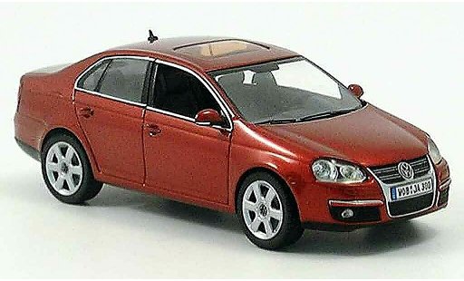 Volkswagen Jetta Base 1/43 Schuco rot 2005 modellautos