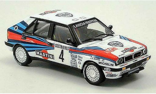 Lancia Delta HF Integrale 1/43 IXO Martini Racing No. 4 1989 modellautos