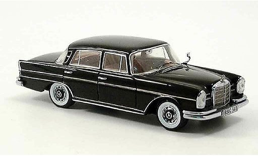 Mercedes 300 Base 1/43 Spark (W 112) schwarz modellautos