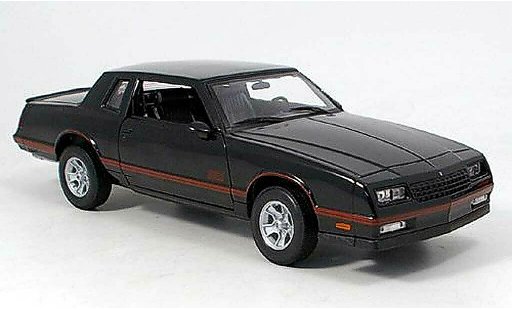 Chevrolet Monte Carlo SS 1/18 Welly noir 1987 modellautos