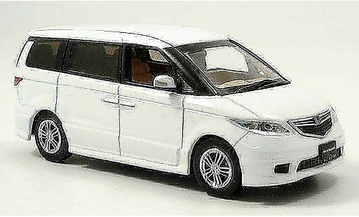 Honda Elysion Aero 1/43 J Collection weiss modellautos