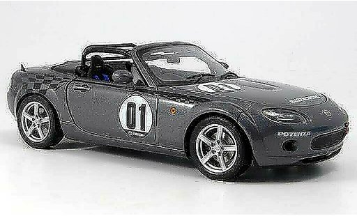 Mazda MX5 2006 1/18 Autoart roadster race car japan version modellautos