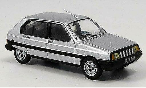 Citroen Visa Club 1/43 IXO grau metallisee 1981 modellautos