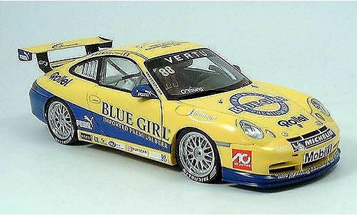 Porsche 911 GT3 CUP 1/18 Autoart 2005 no.88 o young sieger macau modellautos