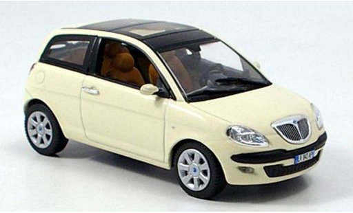 Lancia Ypsilon Base 1/43 Norev beige modellautos