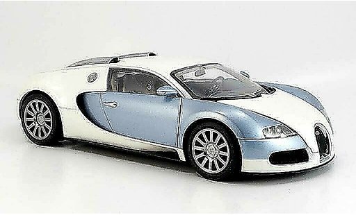 Bugatti Veyron coupe 1/18 Autoart 16.4 weiss/blau modellautos