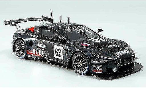 Aston Martin DBR9 gt1 1/43 Spark no.62 le mans 2006 modellautos