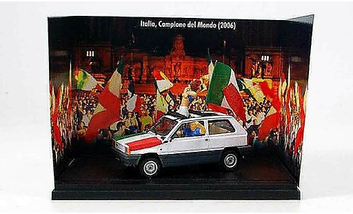 Fiat Panda 45 1/43 Brumm Italien Weltmeister2006 Modell 1981 modellautos