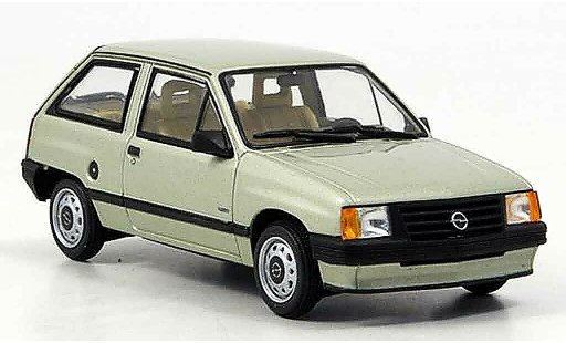 Opel Corsa A Base 1/43 Minichamps a gr&Atilde;&frac14;n modellautos