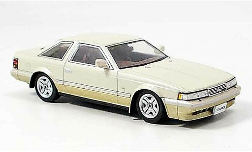 Toyota Soarer Base 1/43 Aoshima beige modellautos