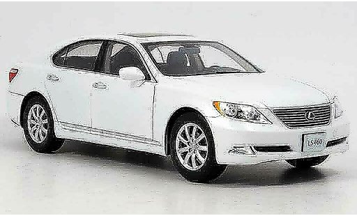 Lexus LS 460 1/18 Kyosho weiss 2007 modellautos