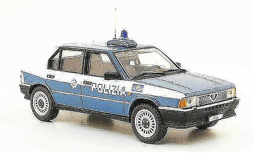 Alfa Romeo 33 1.3 1/43 Pego police 1983 modellautos