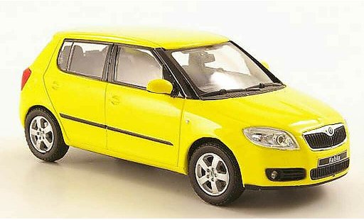 Skoda Fabia II 1/43 Abrex gelb 2007 modellautos