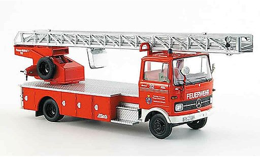 Mercedes LP 813 Base 1/43 Schuco pompier Villingen Schwenningen modellautos