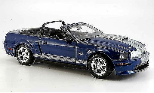 Shelby GT Convertible 1/18 Shelby Collectibles cabrio blau bandes graus 2008 modellautos