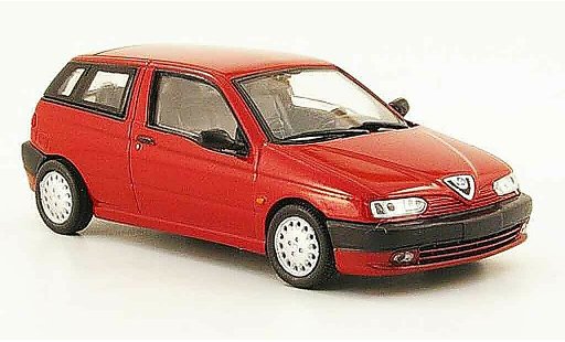 Alfa Romeo 145 berlina 1/43 Pego rot 1995 modellautos