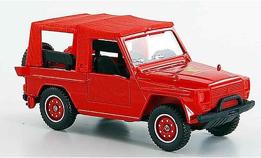 Peugeot P4 Base 1/43 Solido gelandewagen pompier 1981 modellautos