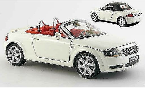 Audi TT roadster 1/18 Revell weiss modellautos