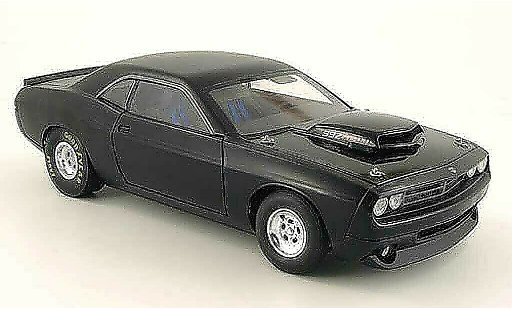 Dodge Challenger Super Stock 1/18 Highway 61 392 hemi mattschwarz 2008 modellautos