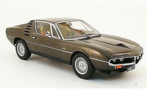 Alfa Romeo Montreal gt 1/18 Autoart braun 1970 modellautos