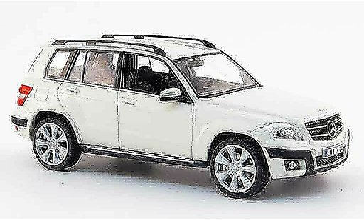Mercedes Classe GLK Base 1/43 Schuco Offroad weiss 2008 modellautos