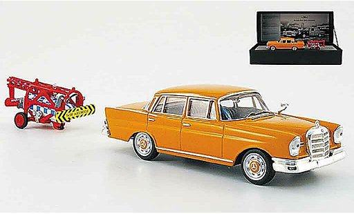Mercedes 220 Base 1/43 Ixo SE (W 111) avec Raketenantrieb orange 1959 modellautos