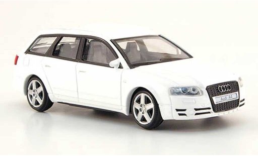 Audi A4 avant 1/43 Mondo Motors weiss modellautos