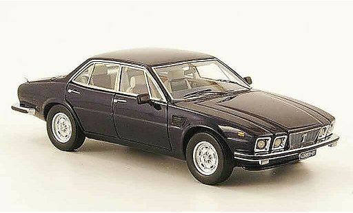 De Tomaso Deauville Berline 1/43 Neo blau 1978 modellautos