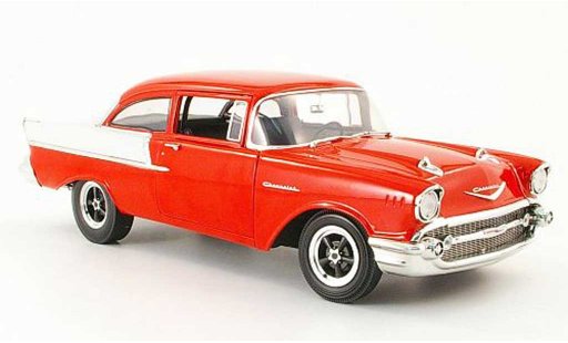 Chevrolet Bel Air Sedan 1/18 Highway 61 1957 150 utility rot/cremeweiss modellautos