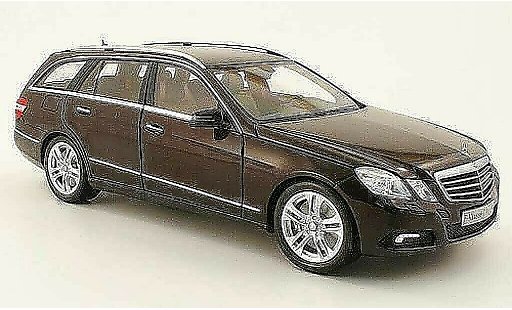Mercedes Classe E T-Modell 1/18 Minichamps (s212) braun 2009 modellautos