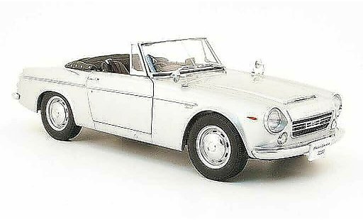 Datsun Fairlady Coupe 1/18 Autoart 2000 (sr311) grau modellautos