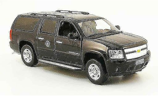 Chevrolet Suburban special edition 1/43 Luxury Die Cast CIA 2009 2010 modellautos