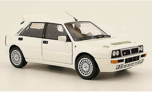 Lancia Delta HF Integrale 1/18 Kyosho evoluzione 2 weiss modellautos