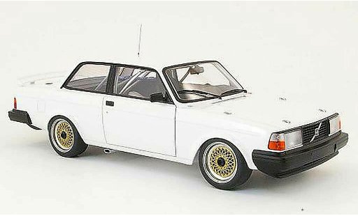 Volvo 240 Turbo 1/18 Autoart plain body weiss 1985 jantes bbs gelbs modellautos