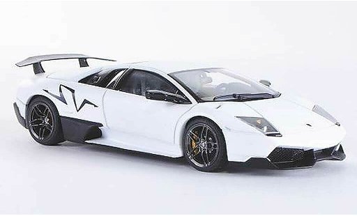Lamborghini Murcielago LP670 1/43 Autoart 4 SV mattweiss/carbon 2009 modellautos