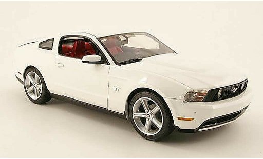 Ford Mustang GT 1/18 Greenlight weiss 2010 modellautos