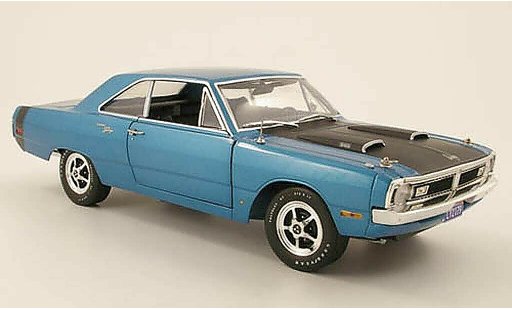 Dodge Dart 1970 1/18 Highway 61 swinger blau modellautos