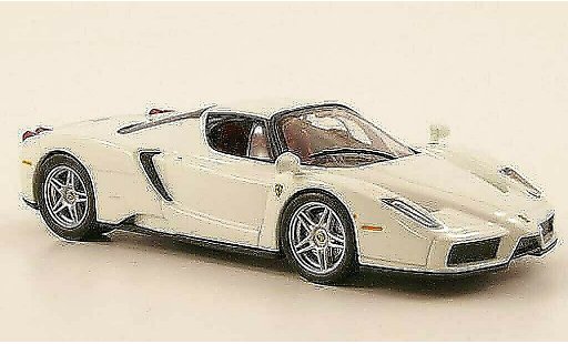 Ferrari Enzo Coupe 1/43 IXO weiss 2003 modellautos