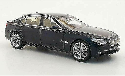 Bmw 750 F02 1/18 Kyosho Li blau grau modellautos